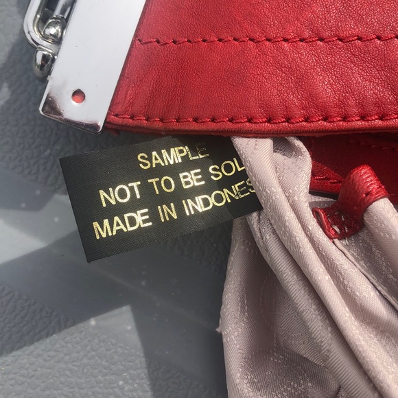 Michael Kors Crossbody - Picture 10 of 14